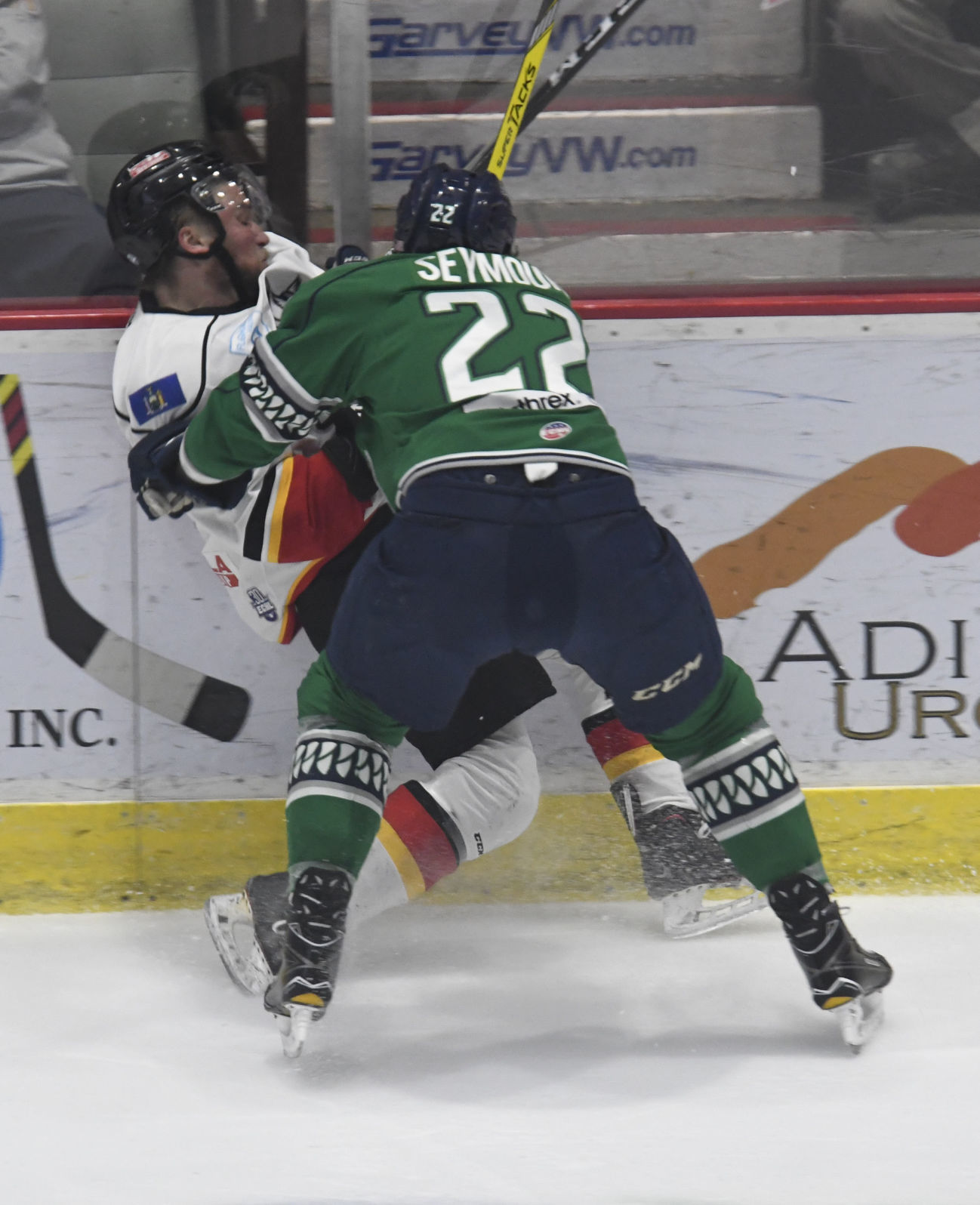 Thunder hockey vs. Florida